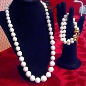 Vintage Monet necklace and bracelet set.